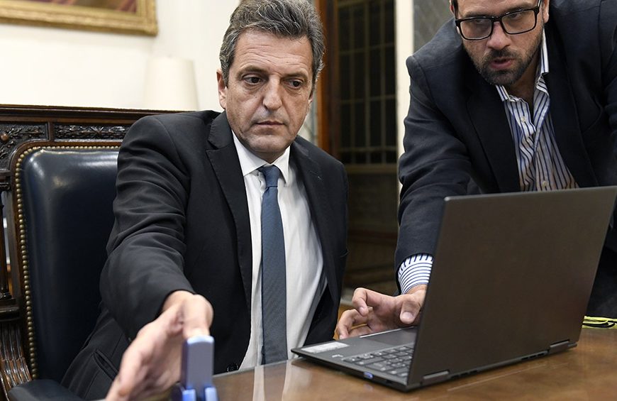 Massa viaja a los Estados Unidos para acompañar al Presidente en la reunión con Biden Massa viaja a los Estados Unidos para acompañar al Presidente en la reunión con Biden