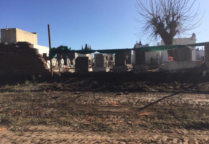 Cementerio: Comenzaron los trabajos de reparación del muro Cementerio: Comenzaron los trabajos de reparación del muro
