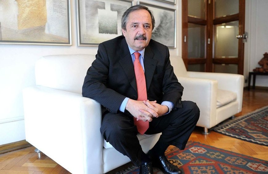 Alfonsín vaticinó que «muchos más radicales votarán a Massa» tras lo visto en el debate Alfonsín vaticinó que «muchos más radicales votarán a Massa» tras lo visto en el debate