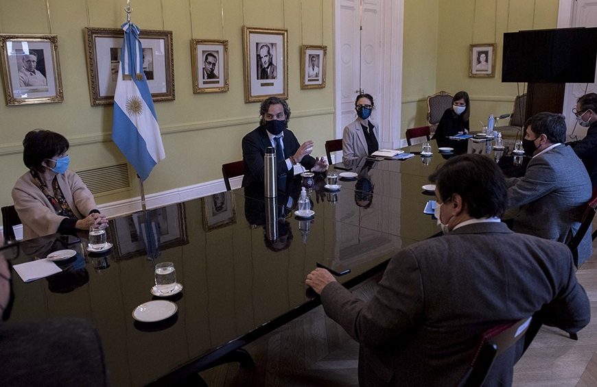 Comienzan a analizar la reconversión del IFE para incrementar el mercado de trabajo formal Comienzan a analizar la reconversión del IFE para incrementar el mercado de trabajo formal