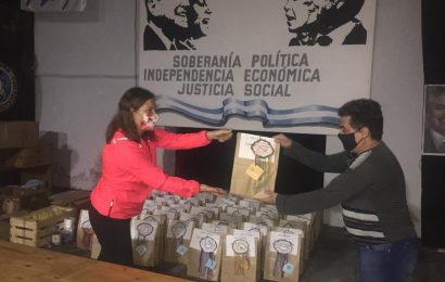 Hubo entrega de presentes por el día de la familia