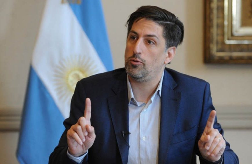 Trotta ratificó el inicio del ciclo lectivo de 2021 en marzo Trotta ratificó el inicio del ciclo lectivo de 2021 en marzo