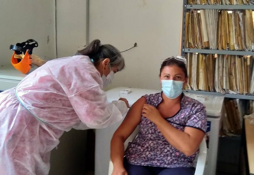 En las provincias se mantiene la disminución de contagios y el monitoreo de las variantes En las provincias se mantiene la disminución de contagios y el monitoreo de las variantes