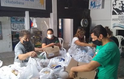 Continúa la asistencia a unas 60 familias en crisis