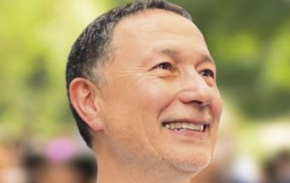 Ceballos busca romper la grieta en la Provincia y muestra su poder territorial con más de 100 distritos