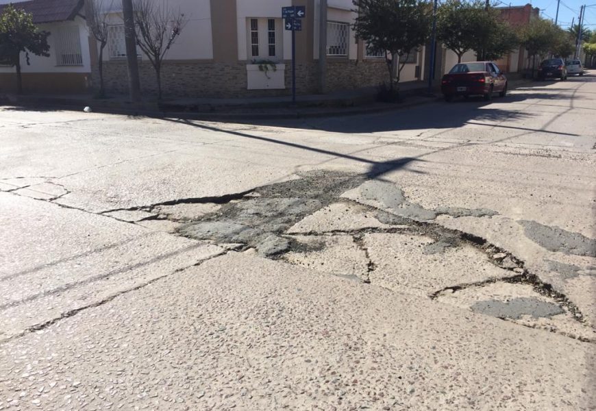 Vecinos presentan quejas por el estado de las calles Vecinos presentan quejas por el estado de las calles