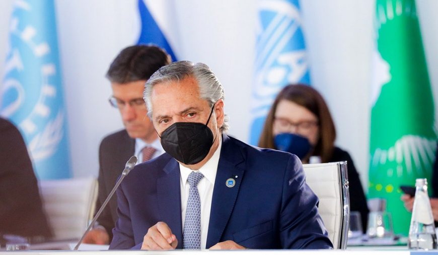 Fernández llegó a Escocia para participar de la cumbre de cambio climático Fernández llegó a Escocia para participar de la cumbre de cambio climático