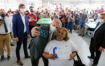 El Gobierno acelera la reconversión de planes sociales en empleo registrado