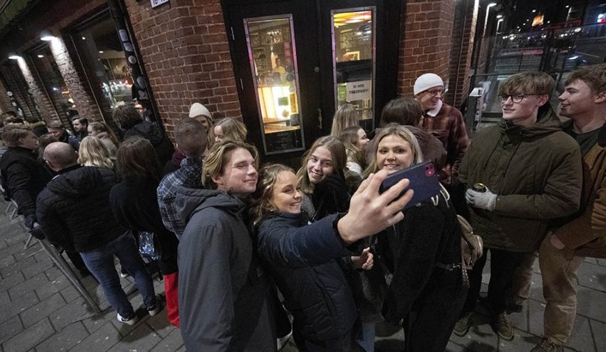 Suecia levantó las mayoría de las restricciones por la pandemia Suecia levantó las mayoría de las restricciones por la pandemia