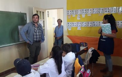 Bouvier visitó establecimientos educativos rurales