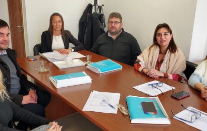 Bouvier firmó convenios de transparencia