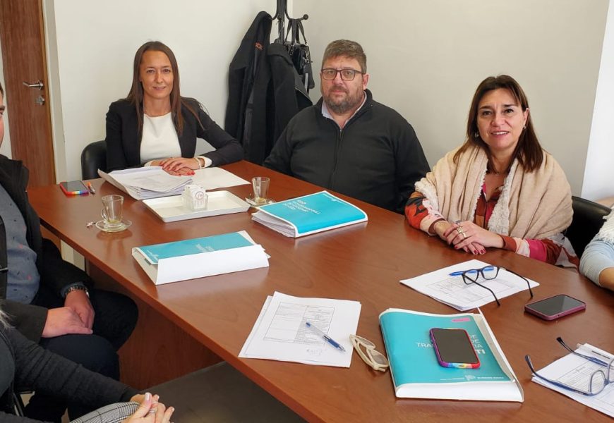 Bouvier firmó convenios de transparencia Bouvier firmó convenios de transparencia