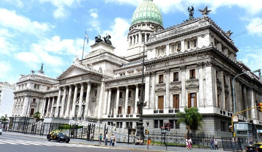 El Gobierno prorrogó hasta el 9 de diciembre las sesiones ordinarias del Congreso El Gobierno prorrogó hasta el 9 de diciembre las sesiones ordinarias del Congreso