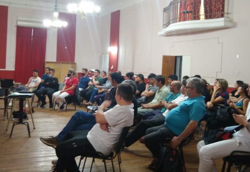 Dictaron curso de manipulación de alimentos Dictaron curso de manipulación de alimentos