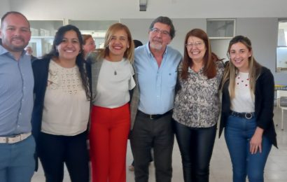 Más escuelas extienden el horario escolar
