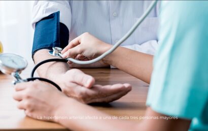 PAMI lanzó un servicio para que sus afiliados puedan controlarse la presión en sus farmacias