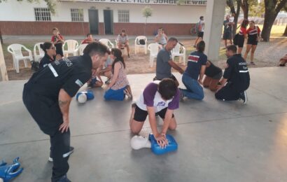 Bomberos dio charla en maniobras de RCP en Newbery