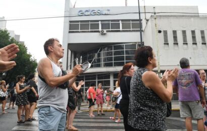 Usuarios de Edesur convocan este viernes a una protesta en Caballito por los cortes de luz