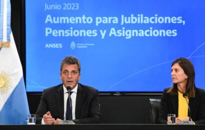 El Gobierno anunció un 21% de aumento para jubilaciones y tres refuerzos para haberes mínimos