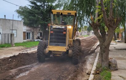Obra de cordón cuneta en Barrio La Loma
