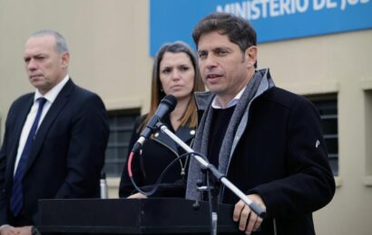 Kicillof inauguró la alcaidía de Melchor Romero