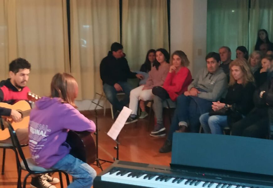 Hermosa audición de los estudiantes del Conservatorio Municipal de Música Hermosa audición de los estudiantes del Conservatorio Municipal de Música