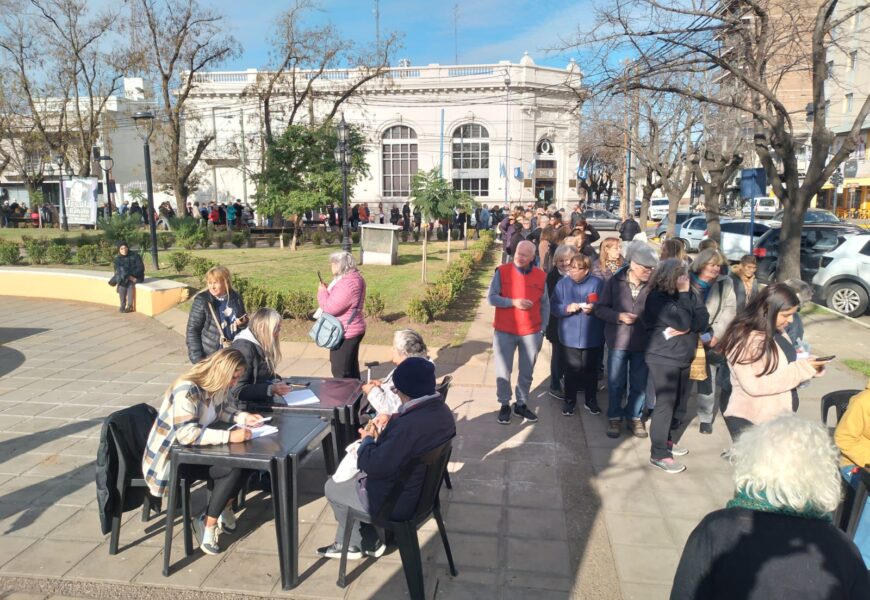 Multitudinaria inscripción para una tablet para personas jubiladas Multitudinaria inscripción para una tablet para personas jubiladas