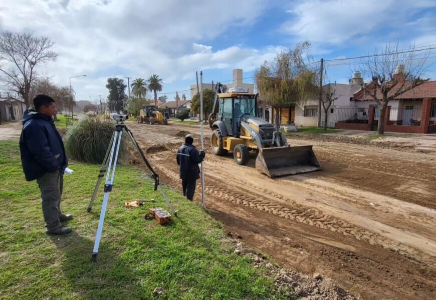 Se completan trabajos de pavimentación en la Avenida Diego Trillo Se completan trabajos de pavimentación en la Avenida Diego Trillo