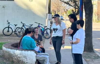 Silvina Chehín y equipo continúan recorriendo barrios y localidades