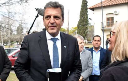 Desde Córdoba, Massa advirtió que JxC «promueve la precarización laboral»