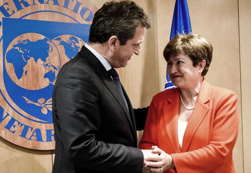 La nueva meta de reservas con el FMI: acumular US$ 8.000 millones hasta diciembre La nueva meta de reservas con el FMI: acumular US$ 8.000 millones hasta diciembre