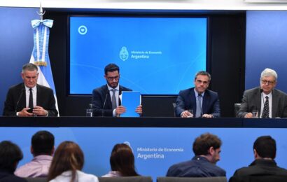 Milei dice que lo contactó el FMI y Píparo descarta una alianza con JxC