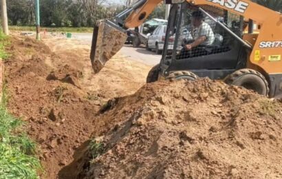 Obra de cloacas en calle Pueyrredón Obra de cloacas en calle Pueyrredón