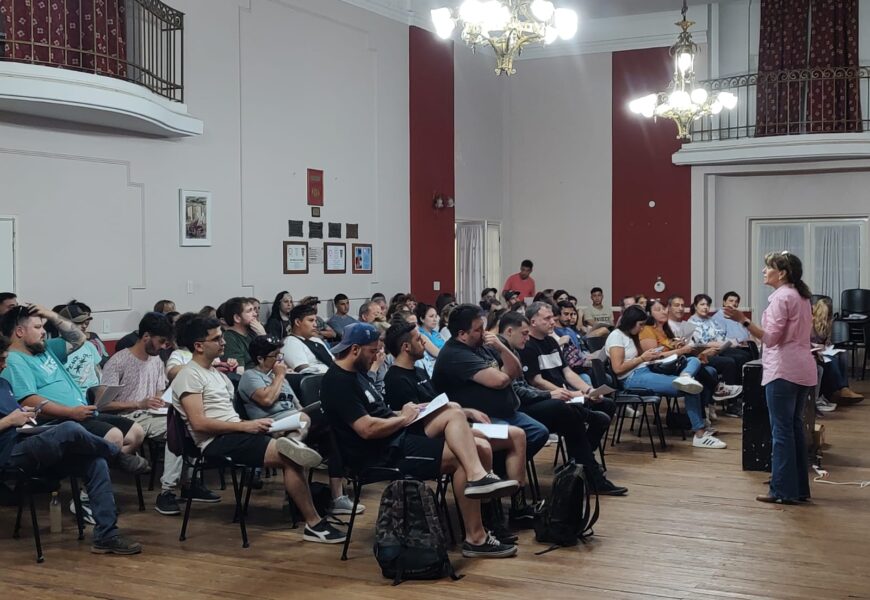 Alimentos controlados, salud cuidada Capacitación en manipulación de alimentos para los puestos de la Feria «Sabores de Rojas» Alimentos controlados, salud cuidada Capacitación en manipulación de alimentos para los puestos de la Feria «Sabores de Rojas»