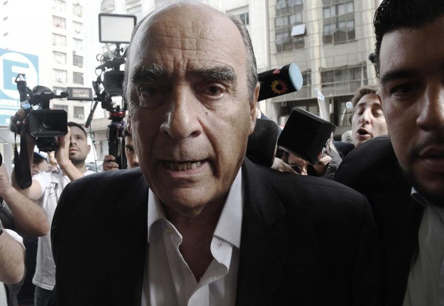 Francos afirmó que Milei gobernará con los «recursos que le permite la Constitución» Francos afirmó que Milei gobernará con los «recursos que le permite la Constitución»
