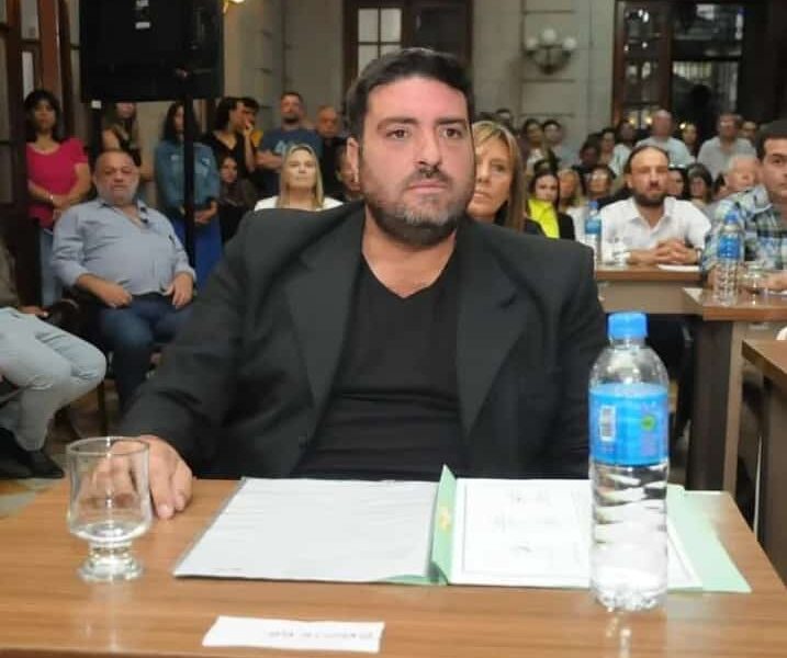 Baguear carga duramente contra concejales radicales Baguear carga duramente contra concejales radicales