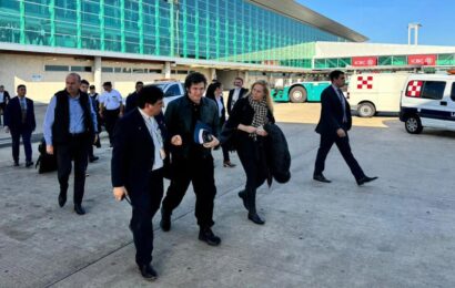 Milei viajó a Davos para participar del Foro Económico Mundial y reunirse con autoridades del FMI