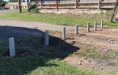 Obra pública: El Municipio destaca colocación de pilotes para cerrar pasillo