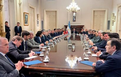 El Gobierno redujo el envío de fondos y subsidios a las provincias tras frustrarse la ley «Bases»