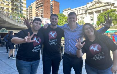 Jóvenes radicales marcharon contra el ajuste de Milei
