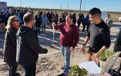 Entregan un nuevo lote de viviendas