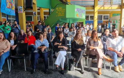 Bouvier participó del acto oficial por el Día del Respeto a la Diversidad Cultural