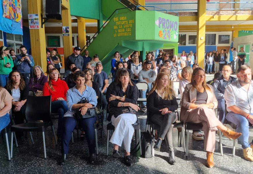 Bouvier participó del acto oficial por el Día del Respeto a la Diversidad Cultural Bouvier participó del acto oficial por el Día del Respeto a la Diversidad Cultural