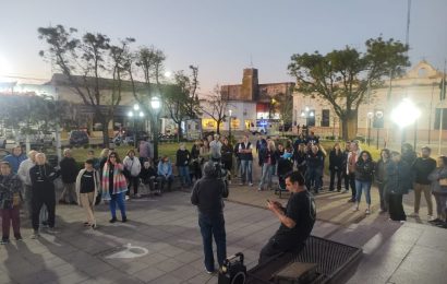 Rojas también marchó por la Universidad