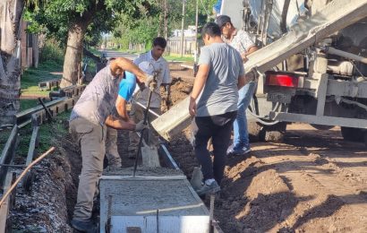 Se construye cordón en Barrio Belgrano