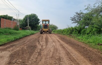 Continúa el trabajo de reacondicionamiento de calles en los Barrios de la ciudad de Rojas