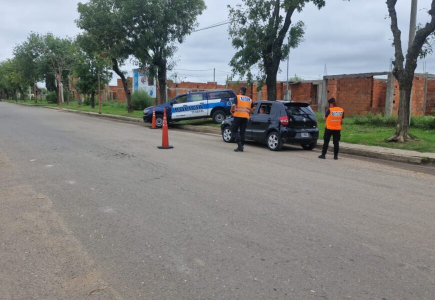 Policía Federal realiza controles en Rojas Policía Federal realiza controles en Rojas