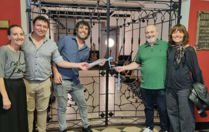 Se realizó una exposición de guitarras de colección