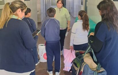 El Hospital Municipal recibió la visita solidaria de estudiantes y docentes de la Escuela Reconocida San José