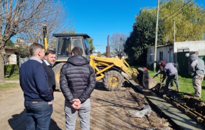 Cordón cuneta en Barrio Nehuenche II